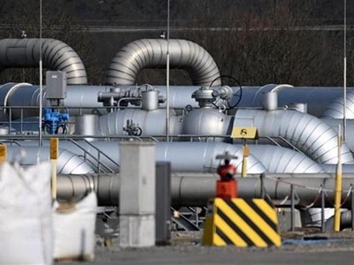 Đường ống dẫn khí đốt tại trạm khí đốt ở Werne, miền tây nước Đức. (Ảnh: AFP/TTXVN)