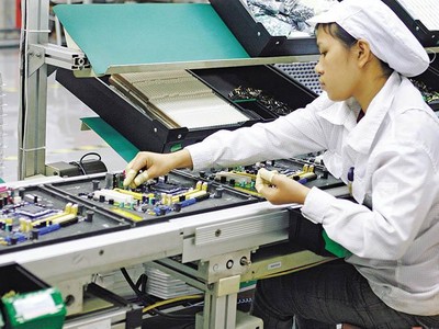 Sản xuất tại Công ty Foxconn (Bắc Ninh). Ảnh: Đức Thanh
