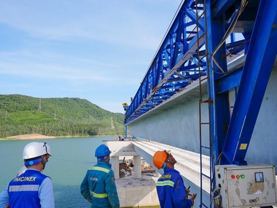 Thi công xây dựng cầu Yên Mỹ thuộc gói XL 03 - Dự án thành phần đầu tư xây dựng tuyến đường QL 45 – Nghi Sơn.