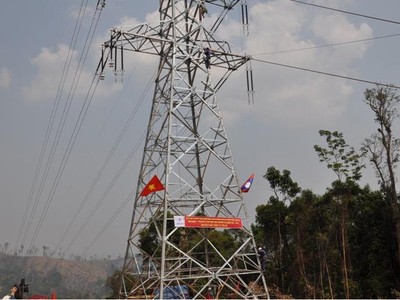 Một đường dây nhập khẩu điện từ Lào về Việt Nam