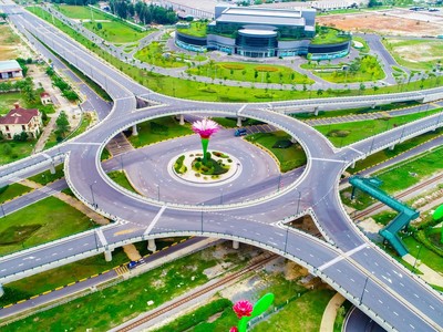 Quảng Nam thống nhất điều chỉnh, mở rộng quy hoạch Khu cảng, logistics và phi thuế quan Chu Lai - Trường Hải.