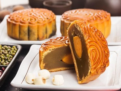 Thị trường bánh Trung thu sôi động cận Tết Đoàn viên