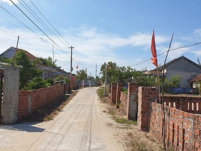 Các khu tái định cư tại vùng Đông của tỉnh Quảng Nam gặp nhiều vướng mắc.