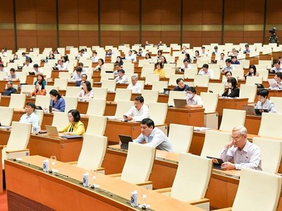 Hội nghị đại biểu Quốc hội chuyên trách sẽ bế mạc chiều 8/9, sau khi cho ý kiến Luật Khám bệnh, chữa bệnh (sửa đổi).