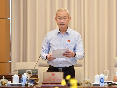 Chủ nhiệm Ủy ban Tài chính Ngân sách Nguyễn Phú Cường tại cuộc họp sáng 14/9