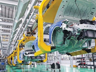 Dây chuyền lắp ráp ô tô Mazda tại Việt Nam.