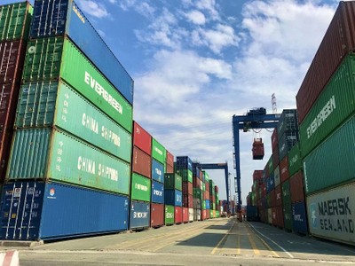 Tính đến 15/9, xuất khẩu hàng hóa của nước ta đã tăng thêm 40 tỷ USD so với cùng kỳ 2021.