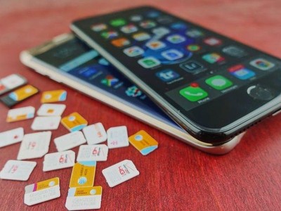 Ngày 31/3/2022, Bộ trưởng Bộ TT&TT Nguyễn Mạnh Hùng đã ký ban hành Quyết định số 611/QĐ-BTTTT về việc kiểm tra hoạt động quản lý thông tin thuê bao, xử lý SIM có thông tin thuê bao không đúng quy định, SIM sử dụng để thực hiện hành vi vi phạm pháp luật của các doanh nghiệp viễn thông di động.