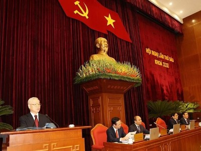 Tổng Bí thư Nguyễn Phú Trọng chủ trì, phát biểu khai mạc Hội nghị lần thứ sáu Ban Chấp hành Trung ương Đảng khóa XIII (Ảnh: TTXVN)