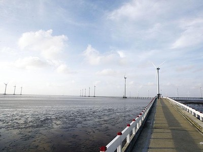 Ứng phó “cơn sốt” điện gió ngoài khơi