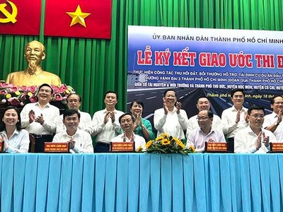 Các địa phương có dự án đường Vành đai 3 đi qua ký kết thi đua bàn giao mặt bằng với Sở Tài nguyên và Môi trường TP.HCM