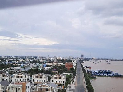 Thành phố Mỹ Tho nằm bên dòng sông Tiền thơ mộng