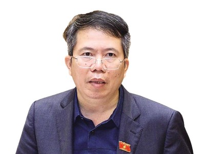 Ông Nguyễn Văn Hiển, Viện trưởng Viện Nghiên cứu lập pháp (Ủy ban Thường vụ Quốc hội) 