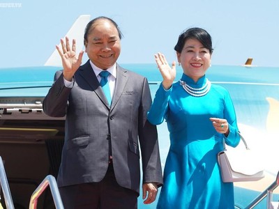 Chủ tịch nước Nguyễn Xuân Phúc và Phu nhân.