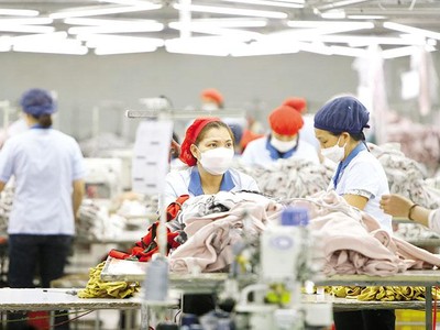 Là ngành hàng xuất khẩu chủ chốt, dệt may cần chú ý kiểm soát xuất xứ để tăng cơ hội và giá trị xuất khẩu sang Mỹ