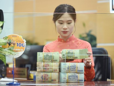 Khoảng cách tín dụng - huy động của hệ thống ngân hàng ngày càng nới rộng