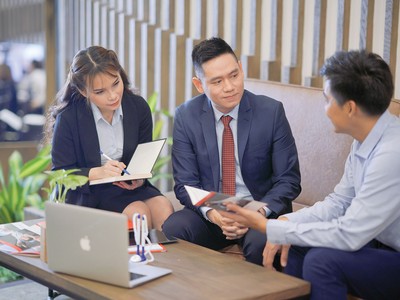 Các doanh nghiệp bảo hiểm tiếp tục tập trung cải thiện trải nghiệm khách hàng. Ảnh: Dũng Minh 