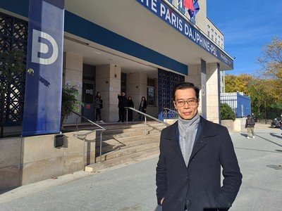 Tác giả tại Đại học Paris Dauphine (Paris, Pháp)