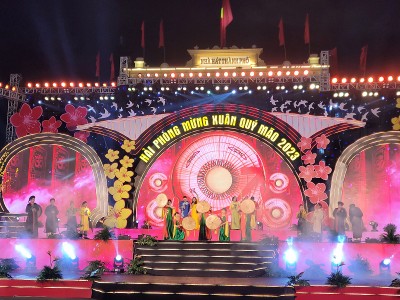 Rực rỡ chương trình nghệ thuật “Hải Phòng Mừng Xuân Quý Mão 2023” 