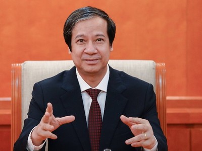 Bộ trưởng Nguyễn Kim Sơn.