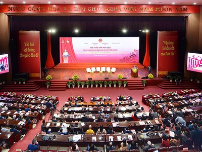 Chủ tịch Quốc hội Vương Đình Huệ chủ trì Hội thảo Văn hóa 2022, lắng nghe ý kiến của hàng trăm chuyên gia, nhà khoa học
