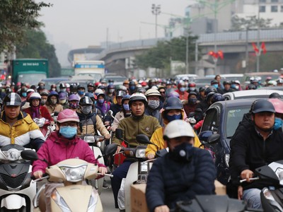 Hiện còn khoảng 70% người dân chưa mua bảo hiểm bắt buộc xe máy. Ảnh: Dũng Minh 