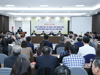 Hội nghị lấy ý kiến các tổ chức, nhà khoa học về Dự thảo Luật Đất đai sửa đổi do Ủy ban Trung ương Mặt trận Tổ quốc Việt Nam, Bộ Tài nguyên và Môi trường, Liên hiệp Các hội khoa học và kỹ thuật Việt Nam tổ chức