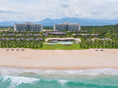 Ana Mandara Cam Ranh - “Nàng thơ” quyến rũ bên eo biển trữ tình