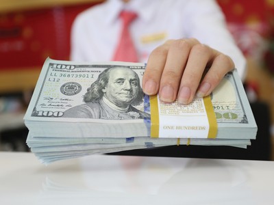 Tỷ giá USD/VND liên ngân hàng trong tháng 3/2023 được dự báo tăng 0,5%
