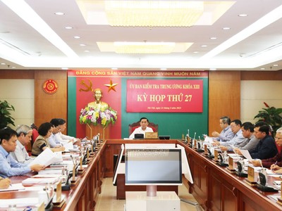 Kỳ họp thứ 27 của Ủy ban Kiểm tra Trung ương.