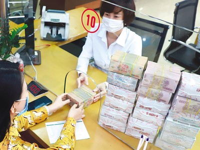 Thanh khoản đang dồi dào, nên chỉ cần một tín hiệu xoay chiều chính sách được đưa ra, thì dòng tiền sẽ “bùng nổ”