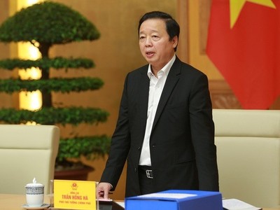 Phó thủ tướng Trần Hồng Hà chủ trì họp Hội đồng thẩm định dự thảo Quy hoạch hạ tầng dự trữ, cung ứng xăng dầu, khí đốt quốc gia,.