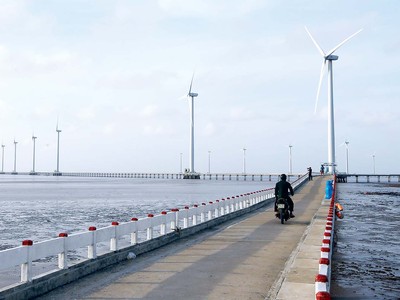 Nhiều dự án năng lượng tái tạo chưa đàm phán được hợp đồng mua bán điện. Ảnh: Đức Thanh