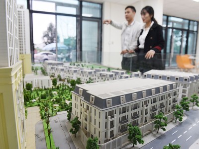 Trong các yếu tố đầu vào, không có yếu tố nào có thể kéo giảm giá nhà. Ảnh: Dũng Minh 