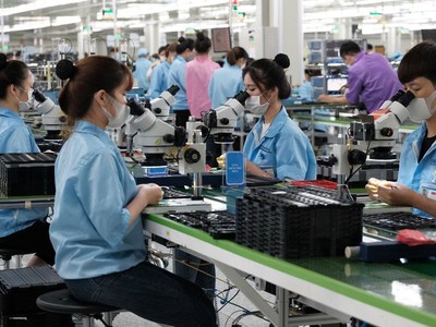 HSBC: Hạ dự báo GDP năm 2023 xuống 5,0%, kỳ vọng tăng trưởng sẽ có bước ngoặt lớn vào quý IV/2023