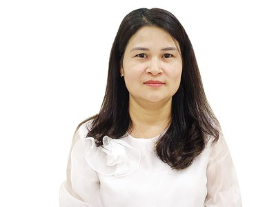 Bà Chu Thị Vinh, Phó cục trưởng Cục Kinh tế hợp tác (Bộ Kế hoạch và Đầu tư)