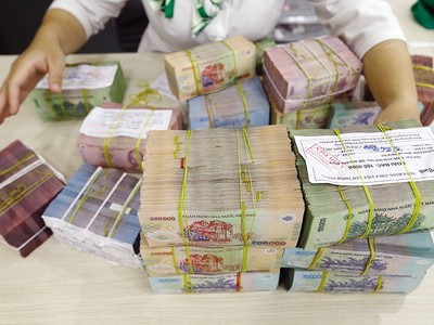 Nợ xấu của nhiều ngân hàng đã tăng mạnh từ cuối năm 2022 và vẫn tiếp tục tăng. Ảnh: Đức Thanh