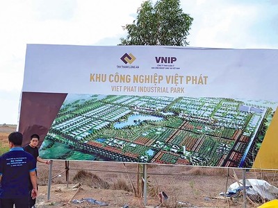 “Lỗ hổng” Vạn Trường Phát