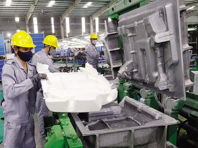 Doanh nghiệp mong cơ quan nhà nước hành động quyết liệt để tháo gỡ khó khăn cho sản xuất, kinh doanh.