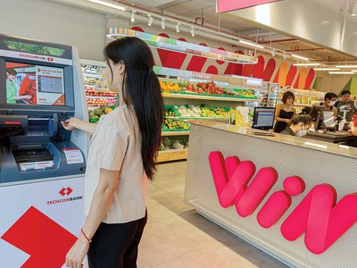 Khi sử dụng TPay tại các cửa hàng Winmart, khách hàng được nhận khuyến mãi thêm 2% trên mỗi hóa đơn.