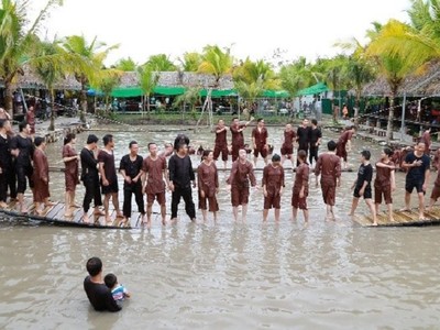 Làng du lịch Ông Đề (huyện Phong Điền, TP. Cần Thơ) là một trong những điểm tham quan thu hút du khách đến Cần Thơ 