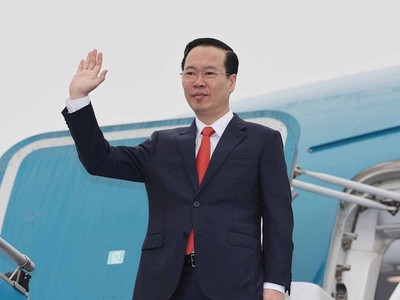 Chủ tịch nước Võ Văn Thưởng lên đường dự Lễ đăng quang của Nhà vua Anh Charles III.