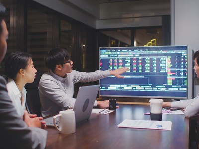 Tại các thị trường phát triển, kiến thức về quản lý tài chính cá nhân và bảo hiểm đã được đưa vào chương trình giáo dục phổ thông