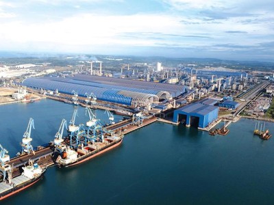 Khu Kinh tế Dung Quất - Quảng Ngãi được xem là đầu tàu kinh tế, trung tâm Công nghiệp nặng tại miền Trung