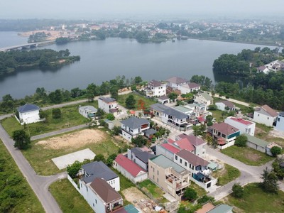 Một góc tại hồ Khe Mây, TP. Đông Hà. Nguồn: huytruongbds.