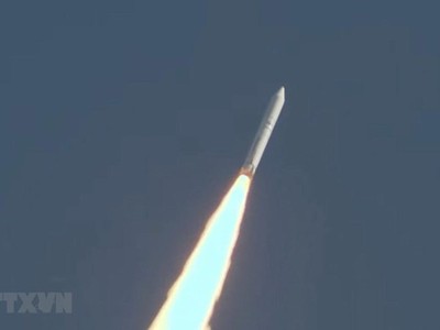 Phương tiện phóng Epsilon-5 mang theo vệ tinh NanoDragon bay vào vũ trụ hồi tháng 11/2021. (Nguồn: TTXVN) 