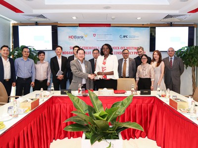Lễ ký thỏa thuận hợp tác giữa HDBank với IFC