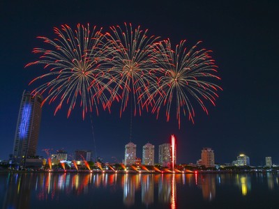 Câu chuyện tình yêu được Pháp và Canada kể tại DIFF 2023 