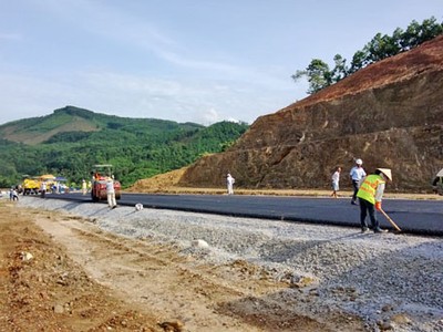 Thí điểm một số cơ chế, chính sách vướng mắc đầu tư xây dựng công trình giao thông đường bộ 