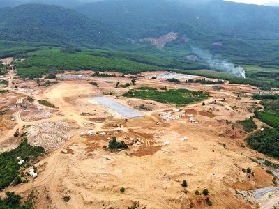 Quang cảnh mỏ đá của Công ty TNHH Đầu tư phát triển nông lâm Quảng Nam.